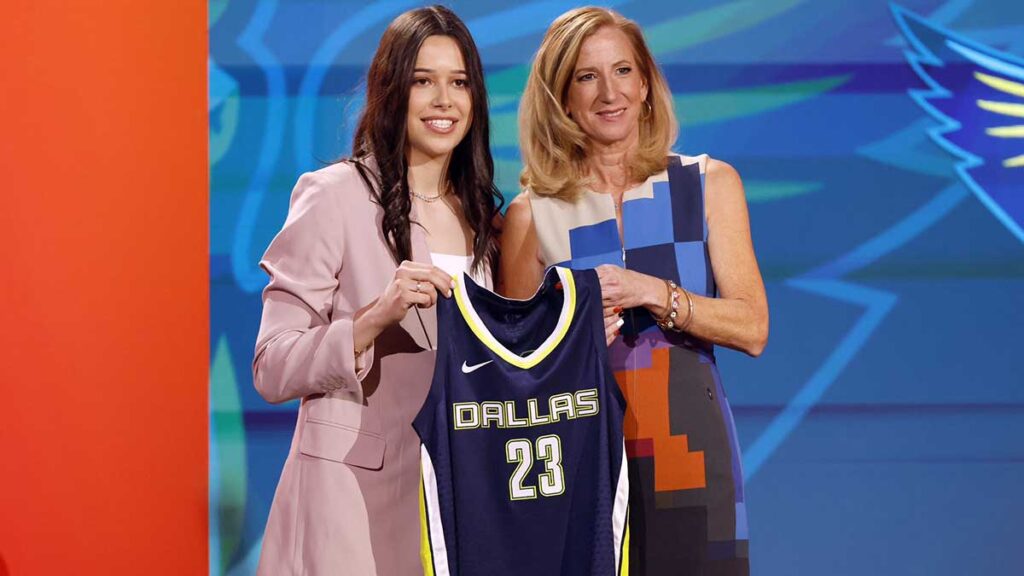 Lou López llega a Dallas Wings y se convierte en la primera mexicana seleccionada en el draft de la WNBA