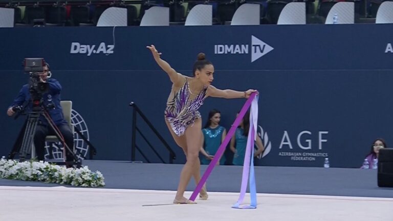 Marina Malpica termina en la octava posición en la final de la Copa del Mundo de gimnasia rítmica