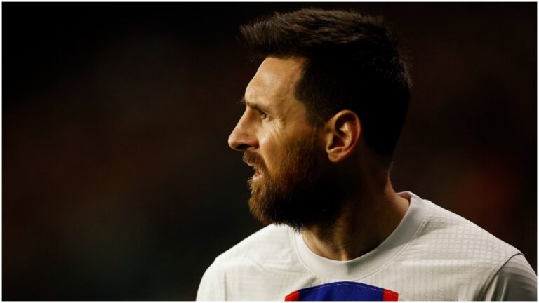 Captan a Messi en una cena con Busquets y Jordi Alba en Barcelona, entre los rumores de su regreso