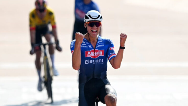 Mathieu Van der Poel gana la París-Roubaix y corona un nuevo Monumento en su carrera