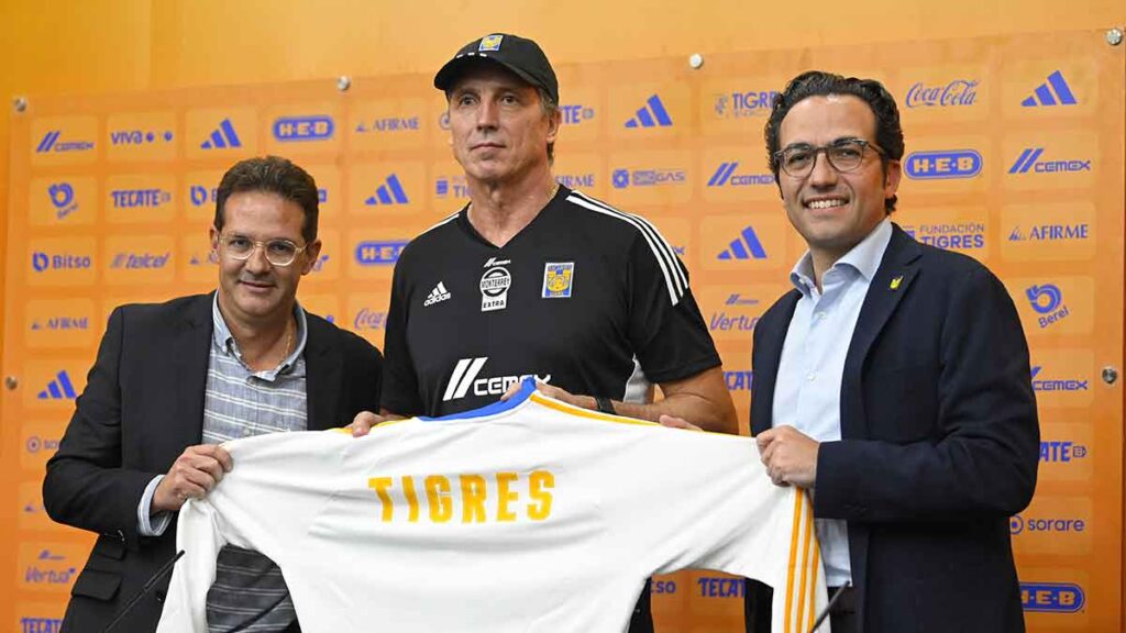 Robert Dante Siboldi, presentado como nuevo técnico de Tigres. Imago 7