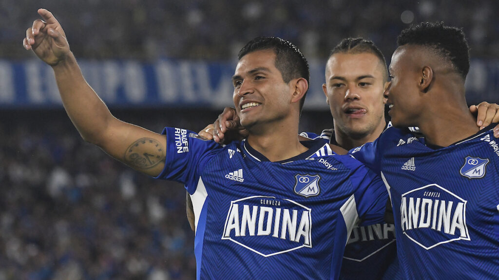 Jugadores de Millonarios celebran un gol. - Vizzor Image.