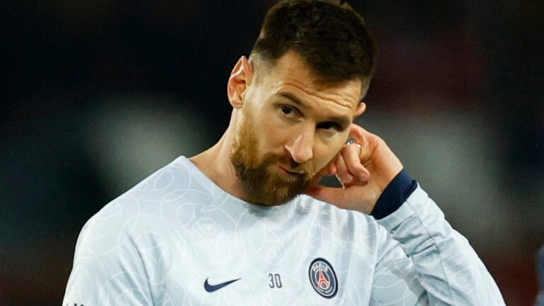 Thierry Henry critica los abucheos de la afición del PSG a Messi: “Debe volver a Barcelona por amor al fútbol”