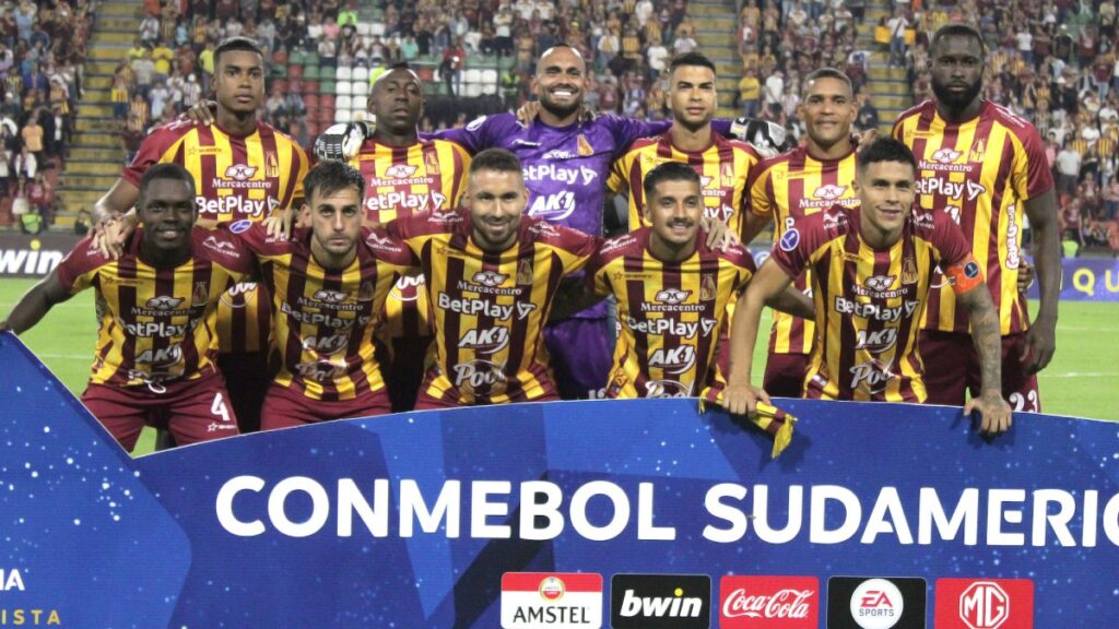 El once inicial del Tolima en Ibagué. Vizzor Image