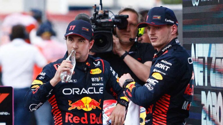 Max Verstappen respalda a Checo Pérez tras la recuperación del mexicano en el GP de Hungría
