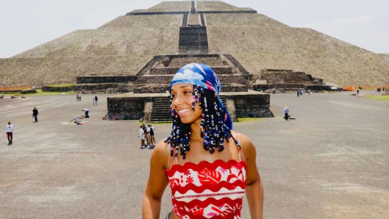 Alicia Keys visita las pirámides de Teotihuacán y queda maravillada con la cultura de México