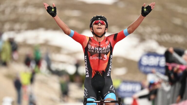 Giro de Italia: El colombiano Santiago Buitrago se lleva la etapa 19 y Geraint Thomas mantiene el liderato