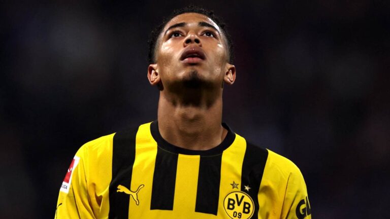 Bellingham, duda para el duelo vital del Dortmund tras molestia en la rodilla