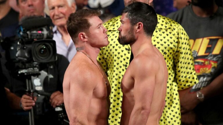 Canelo Álvarez y John Ryder vencen a la báscula y se declaran listos para la pelea de este sábado