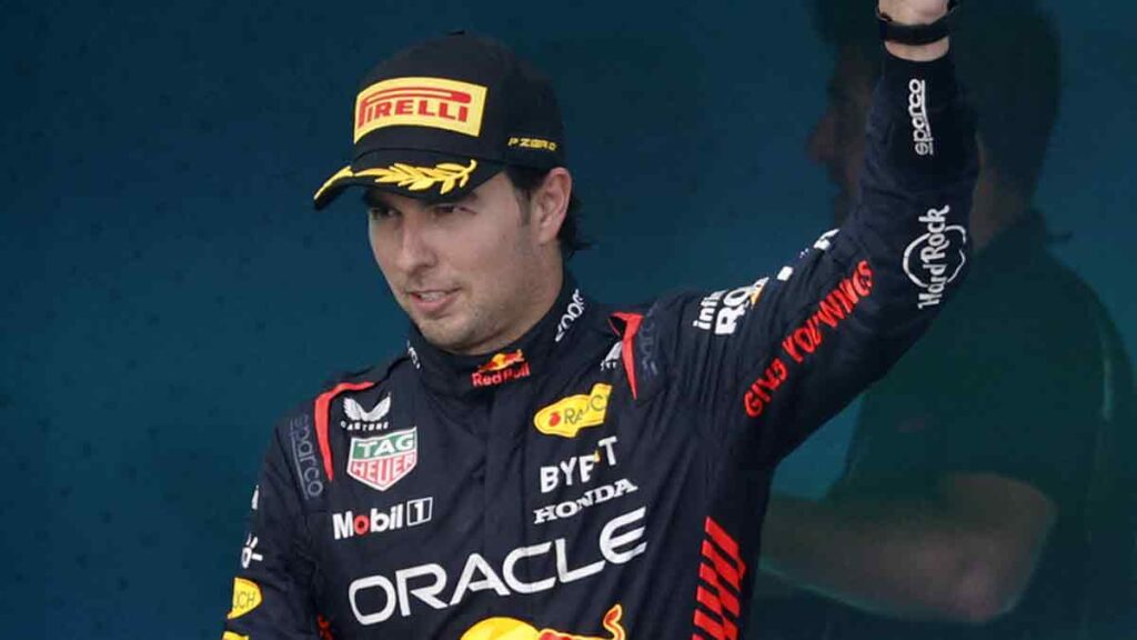 Expiloto cuestiona el apoyo de Red Bull hacia Checo Pérez en Miami