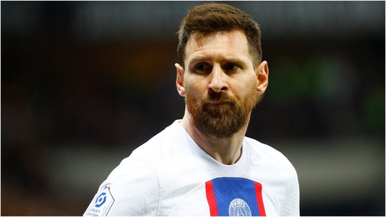 El PSG condena los insultos de los ultras contra Leo Messi y la institución parisina