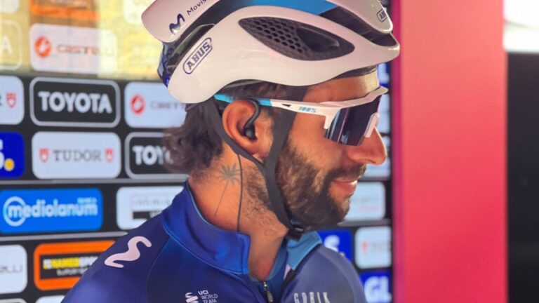 Fernando Gaviria vive todo un calvario en el Giro de Italia 2023