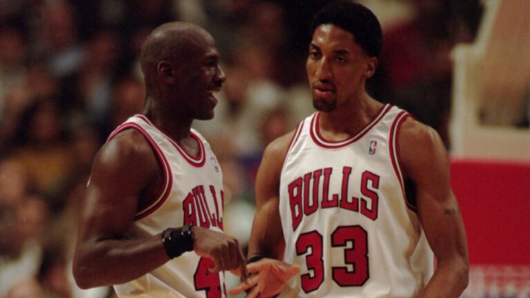Scottie Pippen le pega a Michael Jordan: “Era un jugador horrible, ninguno se compara con Lebron James”