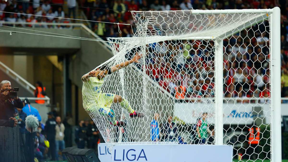 Guardiola rompe seca de 10 anos sem finais de Champions League e pode  igualar recorde de títulos, futebol internacional