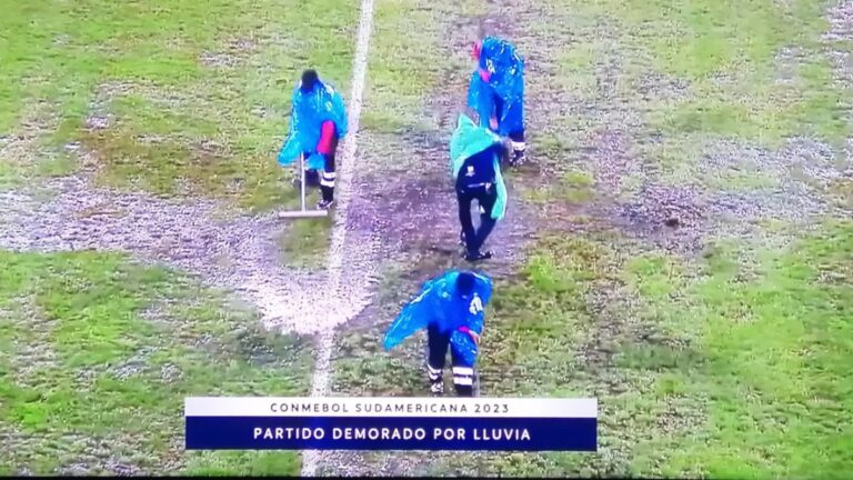 IDRD culpa a una “bacteria” por el pésimo estado de la cancha de El Campín