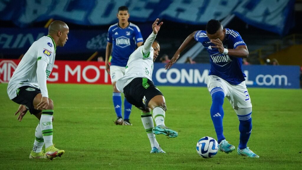 Millonarios iguala 1-1 ante América Mineiro.