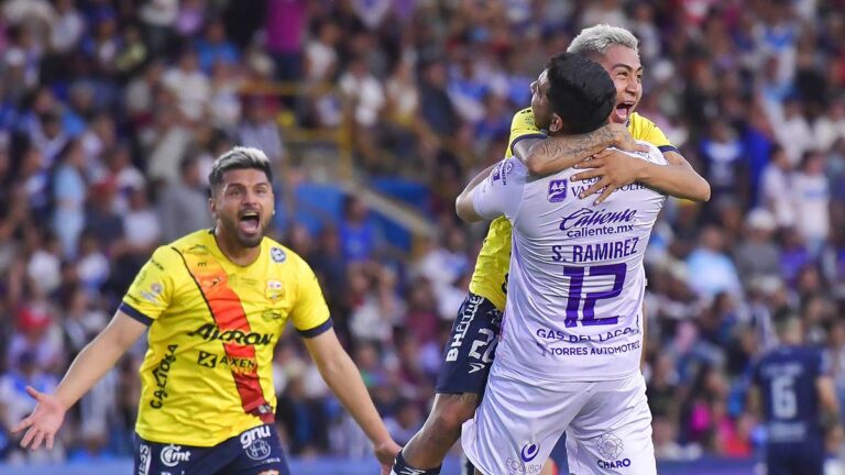 Santiago Ramírez finiquita el triunfo de Morelia con gol… ¡de portería a portería!