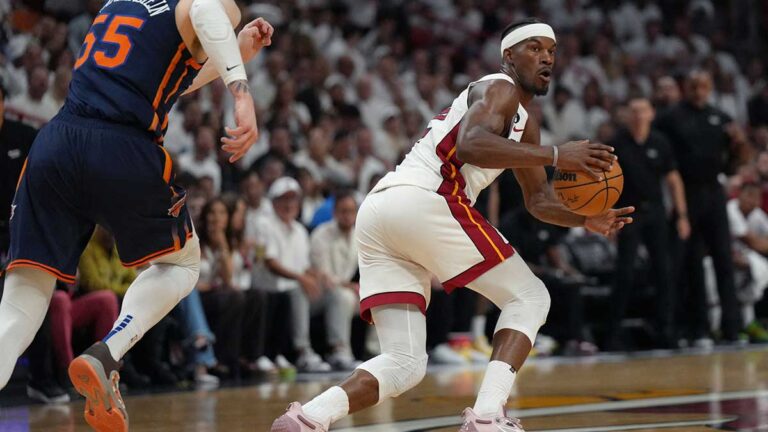 Miami Heat remonta en el Juego 6 y elimina a los Knicks