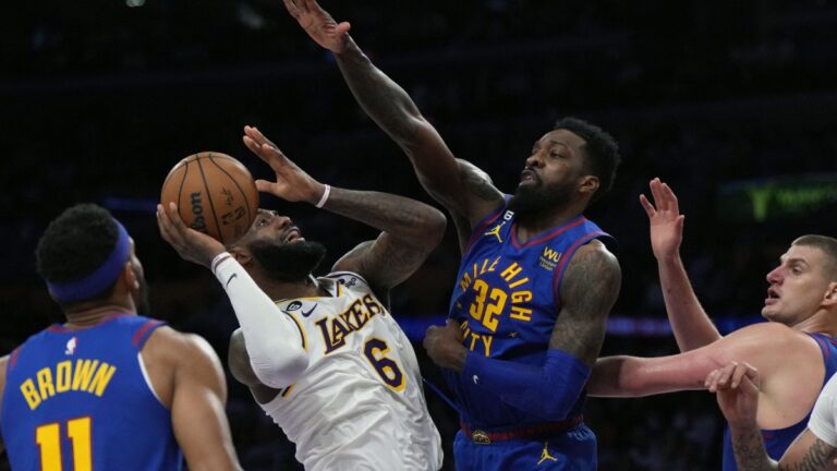 Los Nuggets aplastan a los Lakers en el tercer jugo y quedan a un paso de las Finales de la NBA