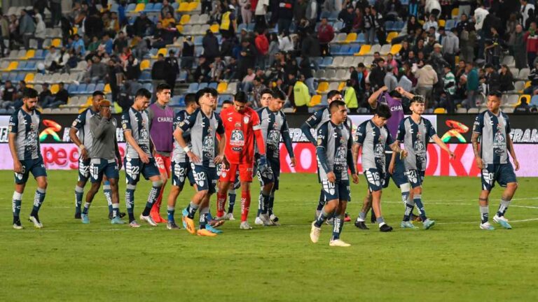 Pachuca respalda a Oscar Ustari al ser señalado por la derrota ante Santos en el repechaje
