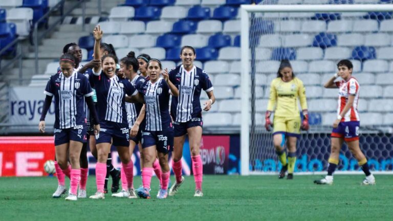 Rayadas derrota a San Luis y se adjudica el liderato de la Liga MX Femenil