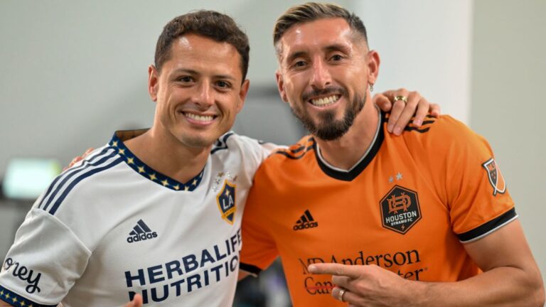Chicharito Hernández y Héctor Herrera figuran entre los 10 futbolistas mejor pagados de la MLS