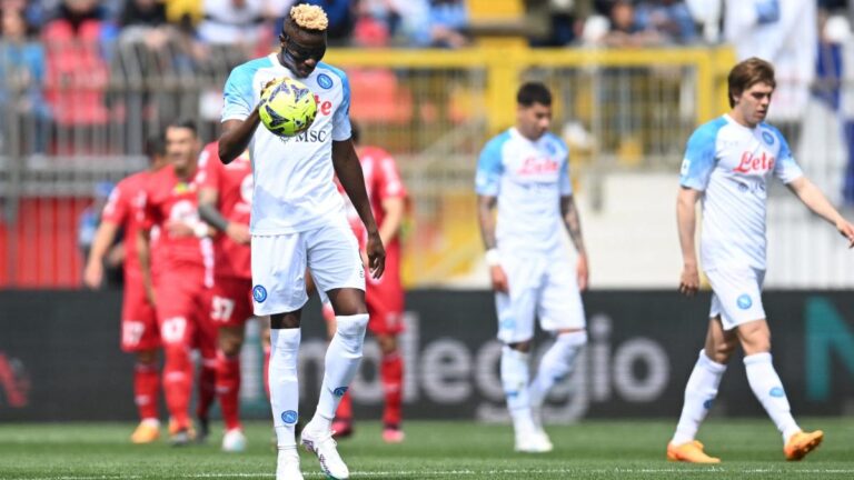El Napoli es sorprendido y pierde 2-0 en su vista a Monza