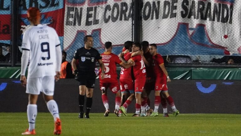 Dura derrota para Independiente en Sarandí