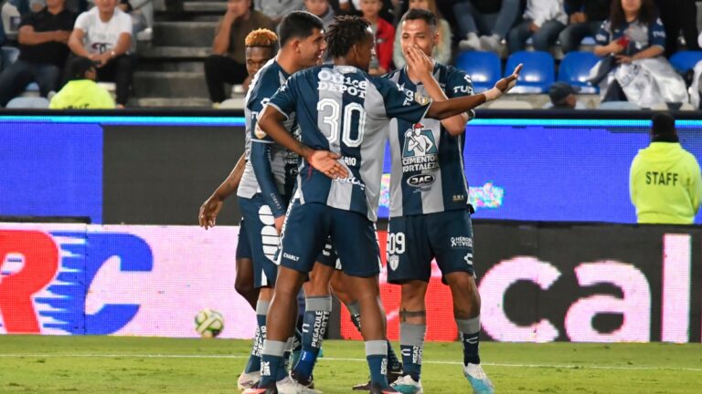 Pachuca 3-3 Santos: ‘Dedos’ López empata el duelo con un trallazo al ángulo