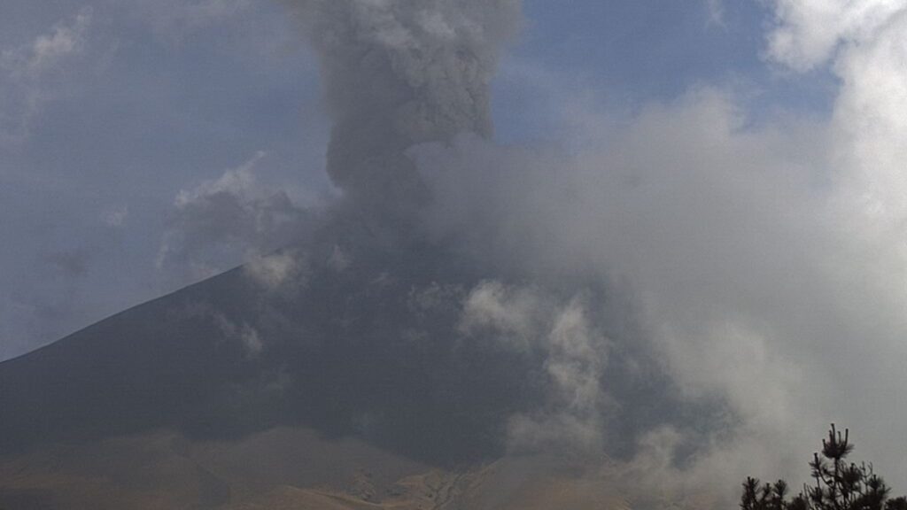 La Alerta Volcánica generada por el Popocatépetl ha pasado de Amarilla Fase 2 a Amarilla Fase 3.