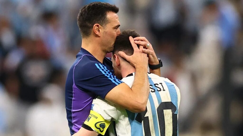 Lionel Scaloni y Lionel Messi, campeones del mundo en Qatar 2022