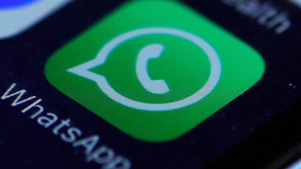 Un ingeniero descubrió que WhatsApp mantiene el micrófono abierto | Reuters