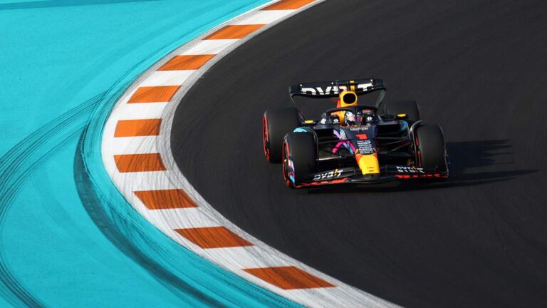 Max Verstappen vuela en las Prácticas Libres 2 del GP Miami; Checo Pérez termina cuarto