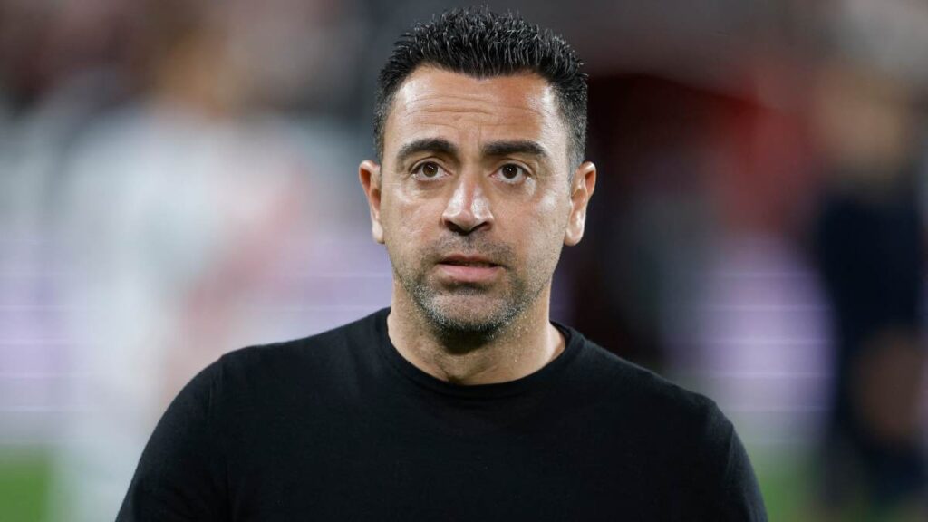 Xavi asegura que no hay diferencias con el Barcelona respecto a su renovación
