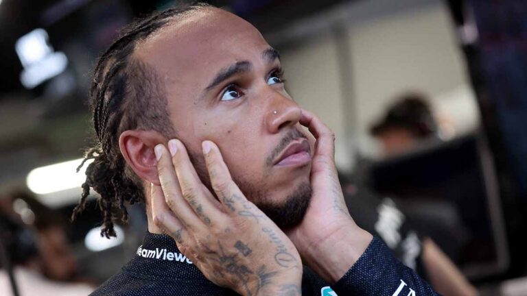 Lewis Hamilton: “Estoy sorprendido de vernos tan adelante, disfruté conducir hoy”