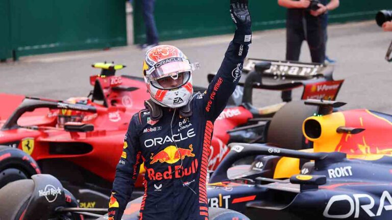 Max Verstappen se lleva la pole en el Gran Premio de España; Checo largará 11