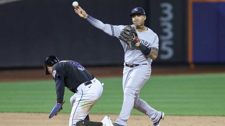 Los Mets viven castrófica remontada de los Yankees tras concierto de errores