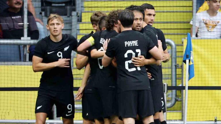 Selección de Nueva Zelanda abandona partido amistoso ante Qatar por insultos racistas