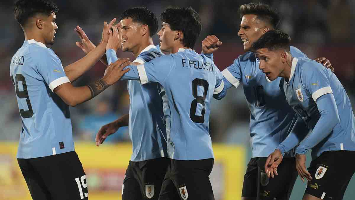 Uruguay debutó en el Sudamericano Sub 20 con victoria por 3-0 ante