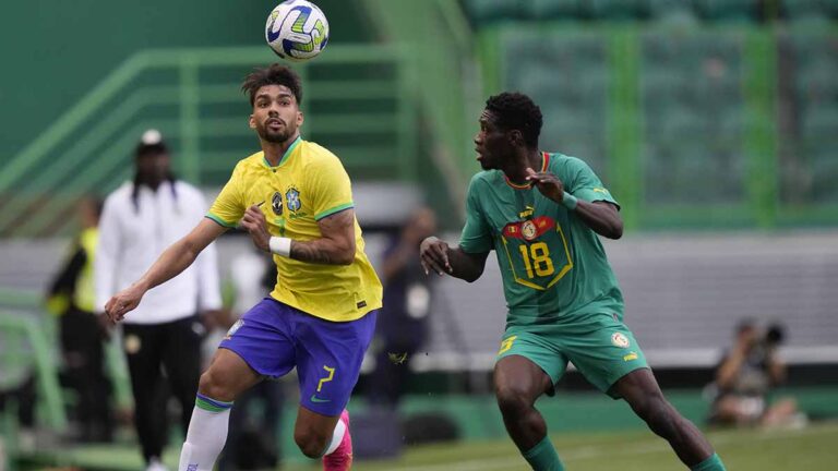 Brasil cae ante Senegal con doblete de Sadio Mané