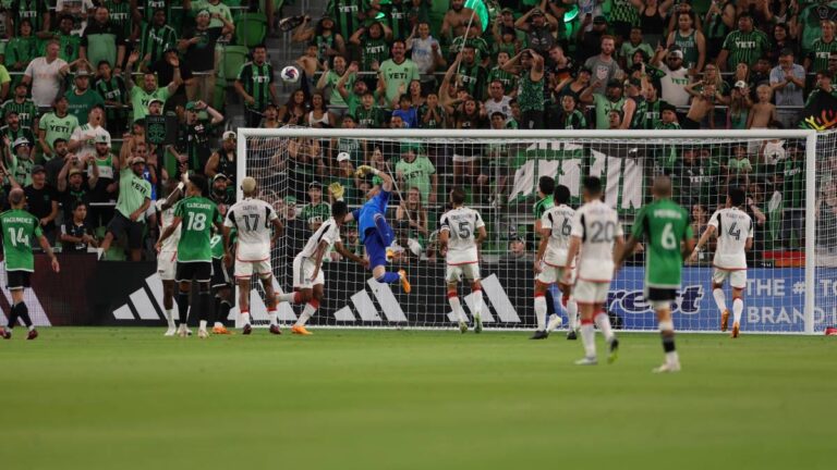 Austin FC golea al FC Dallas