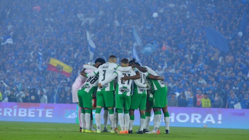 Atlético Nacional antes de empezar la final.