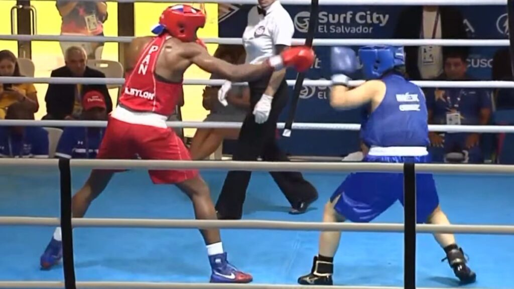 Citlalli Ortiz de México se lleva la medalla de plata en la categoría de 75kg del boxeo de los Juegos Centroamericanos.