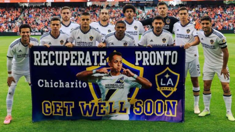 El LA Galaxy manda mensaje de apoyo al Chicharito Hernández tras su lesión