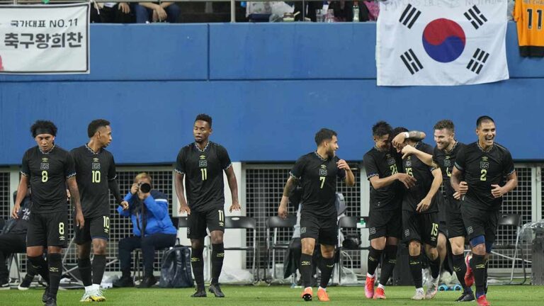 Klinsmann sigue sin ganar con Corea del Sur: Alex Roldán rescata el empata para El Salvador