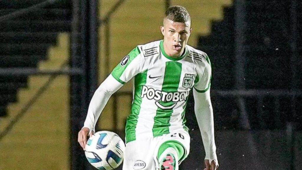 Nelson Deossa, en un partido. - @nacionaloficial.