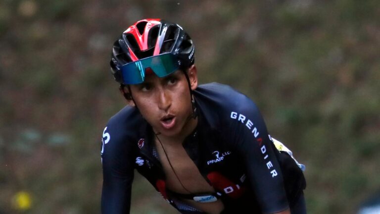 Tras casi perder la vida en un accidente en 2022, Egan Bernal vuelve al Tour de Francia