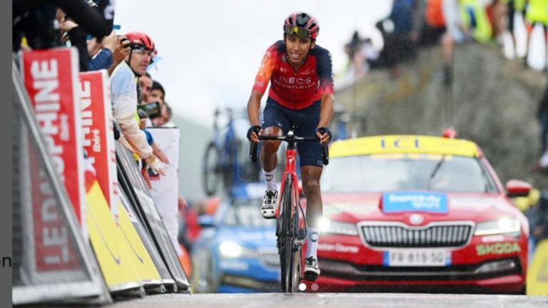 Egan Bernal reconoce una de las etapas del Tour de Francia 2023 y le envía un guiño al INEOS