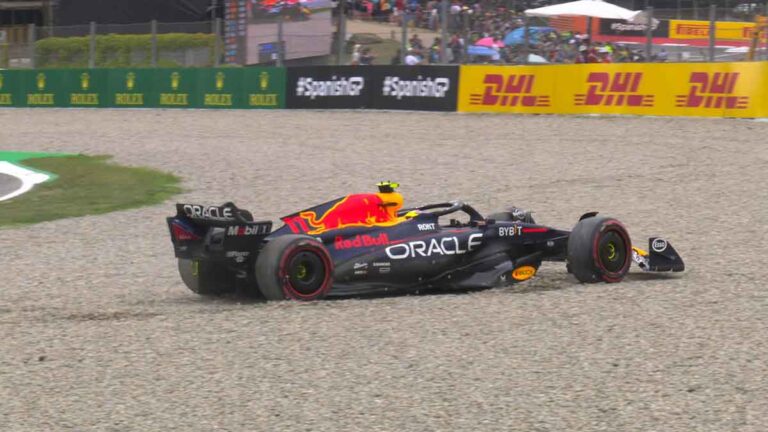 ¡Queda fuera! Checo Pérez sufre derrape y es eliminado en la Q3: largará 11 en el GP de España