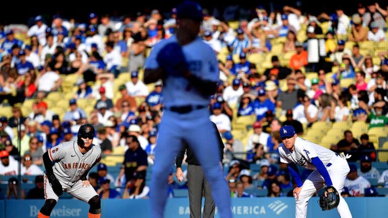 Paliza y blanqueada histórica de Gigantes a Dodgers